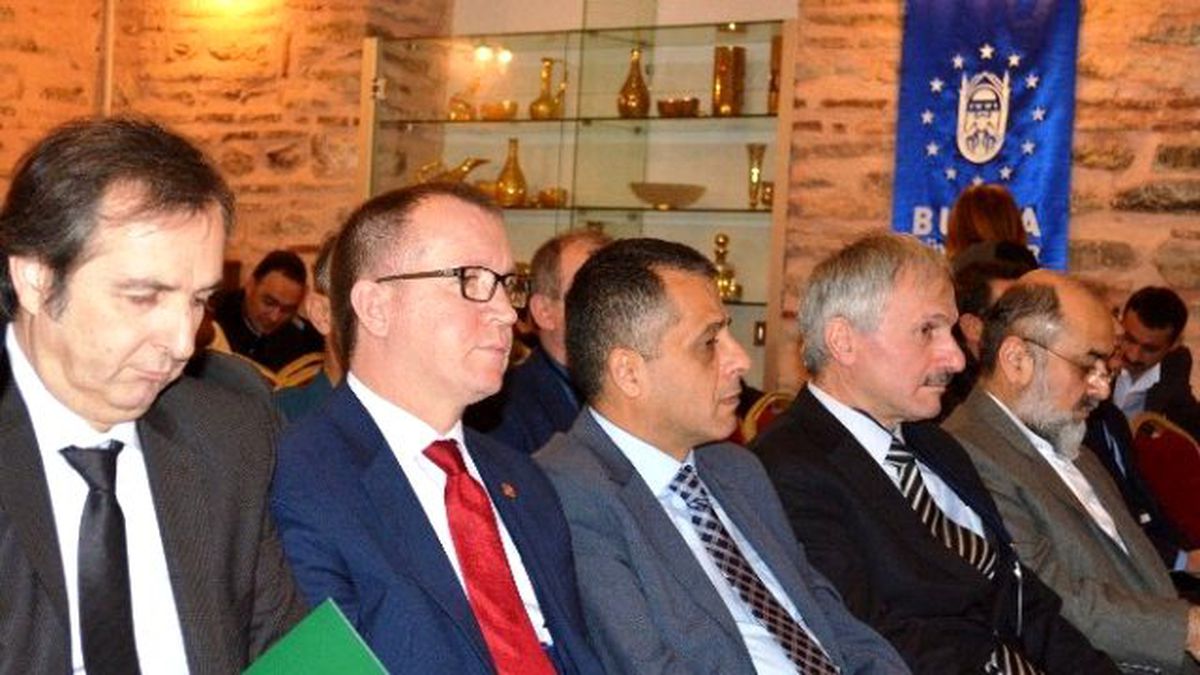 Bursa\'da "Mezar Taşları" Toplantısı