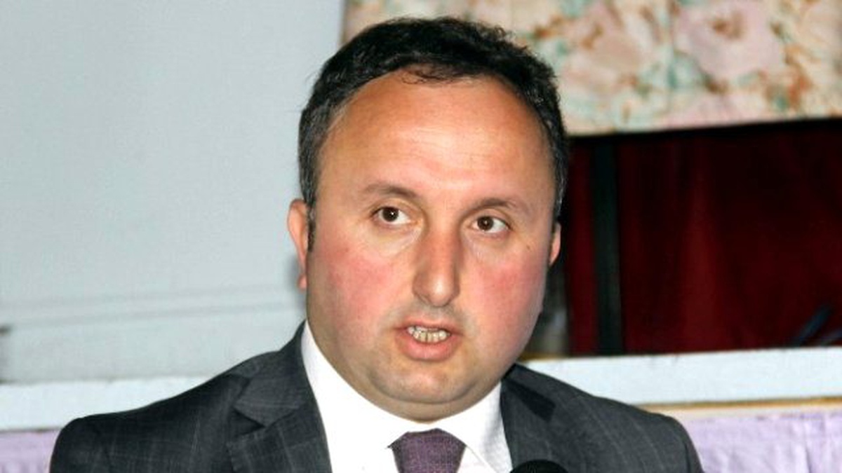 Coşkun Esen: Öğretmenlik, Maddi Yönden Gelişme Gayesiyle Yapılan Bir Meslek Değildir