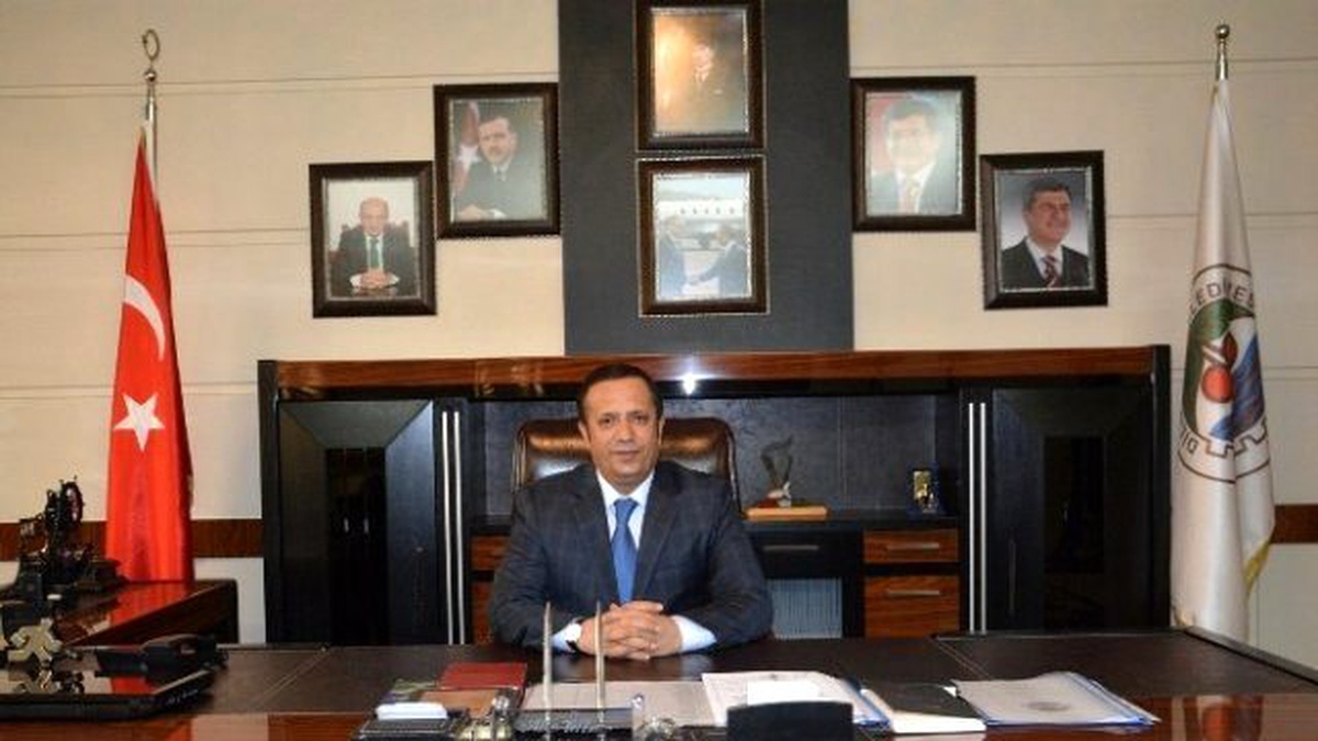 Dilovası Belediye Başkanı Toltar\'ın Öğretmenler Günü Mesajı