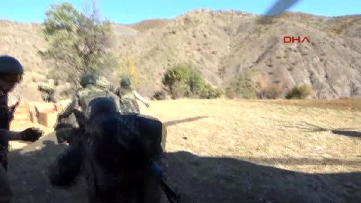 İmha Edilen PKK'nın Sözde Şehitliğinden Cephanelik Çıktı