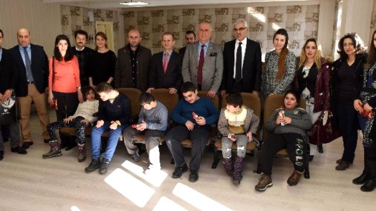 Erzurum Kent Konseyi\'nden, Öğretmenler Günü Ziyareti