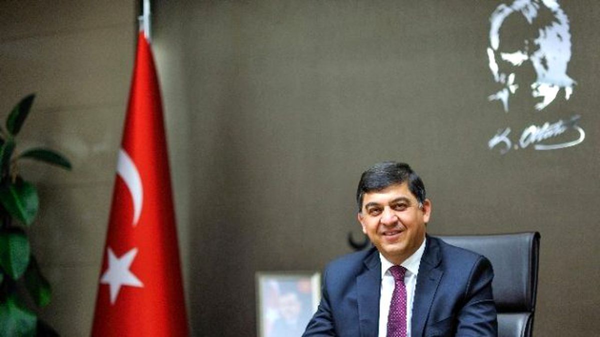 Fadıloğlu: "Öğretmenler Günü Kutlu Olsun"