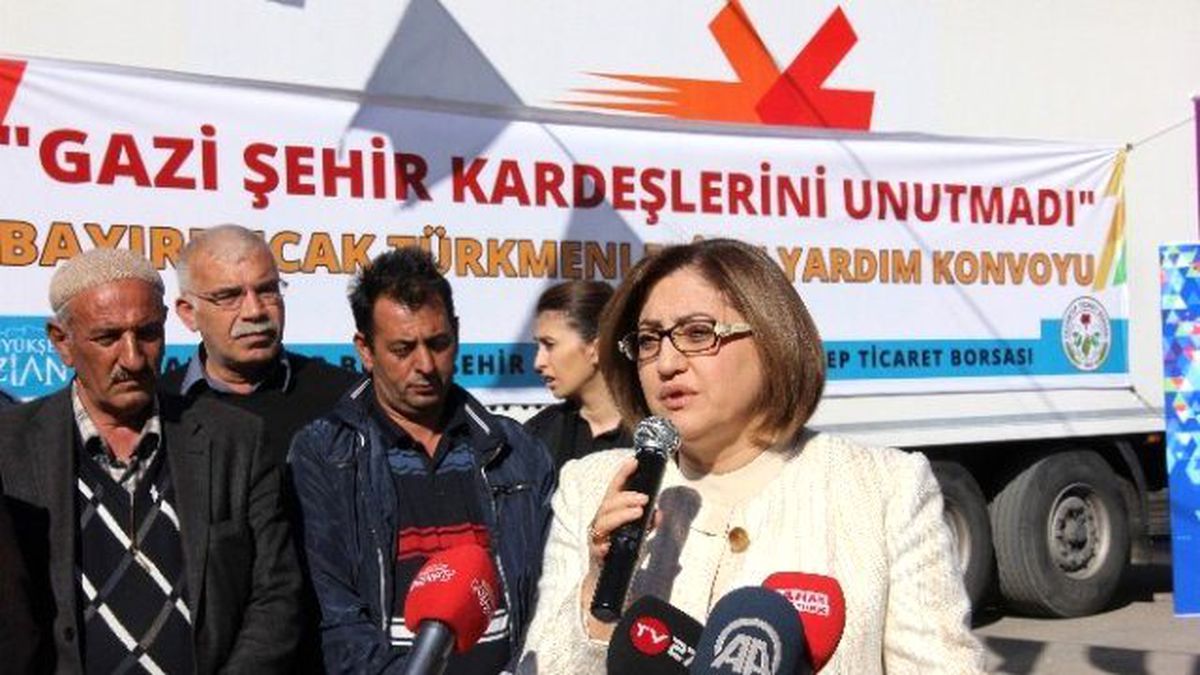 Gazi' Kentte 2 Saatte 10 Tır Yardım Toplandı