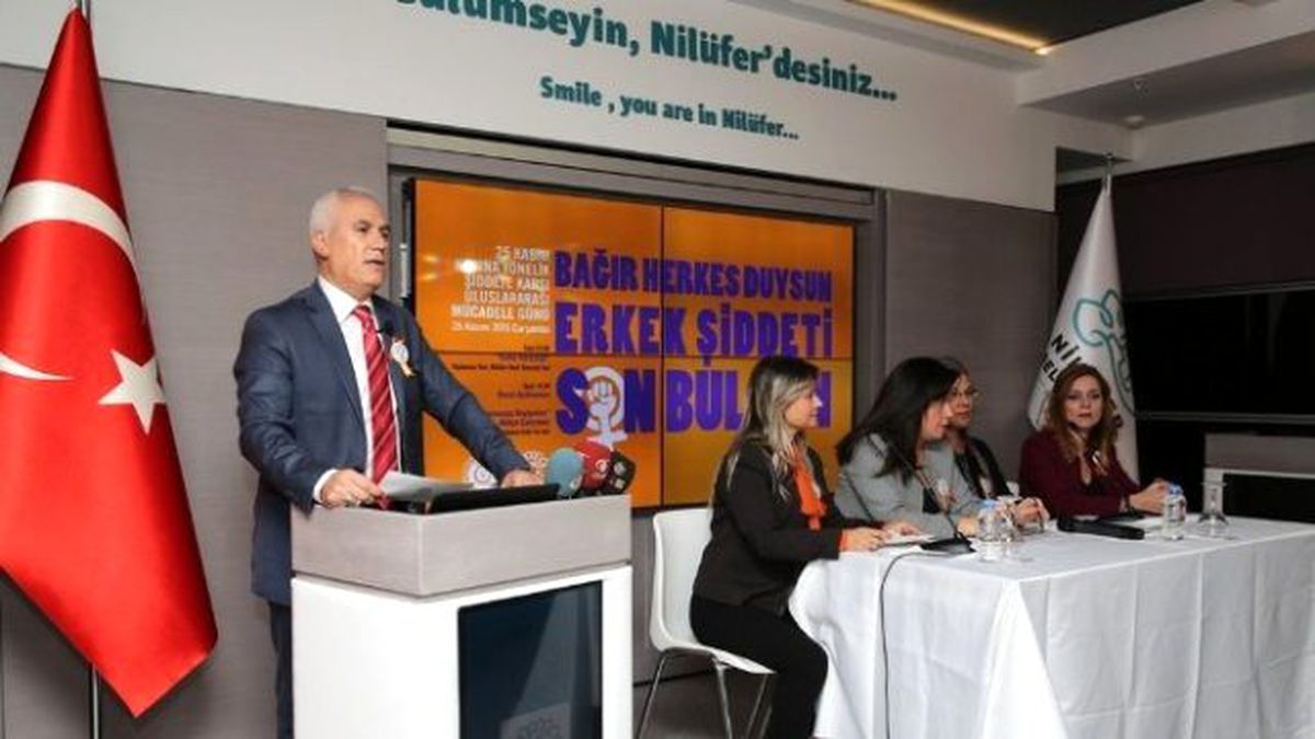 Kadınlar Sokağa İniyor