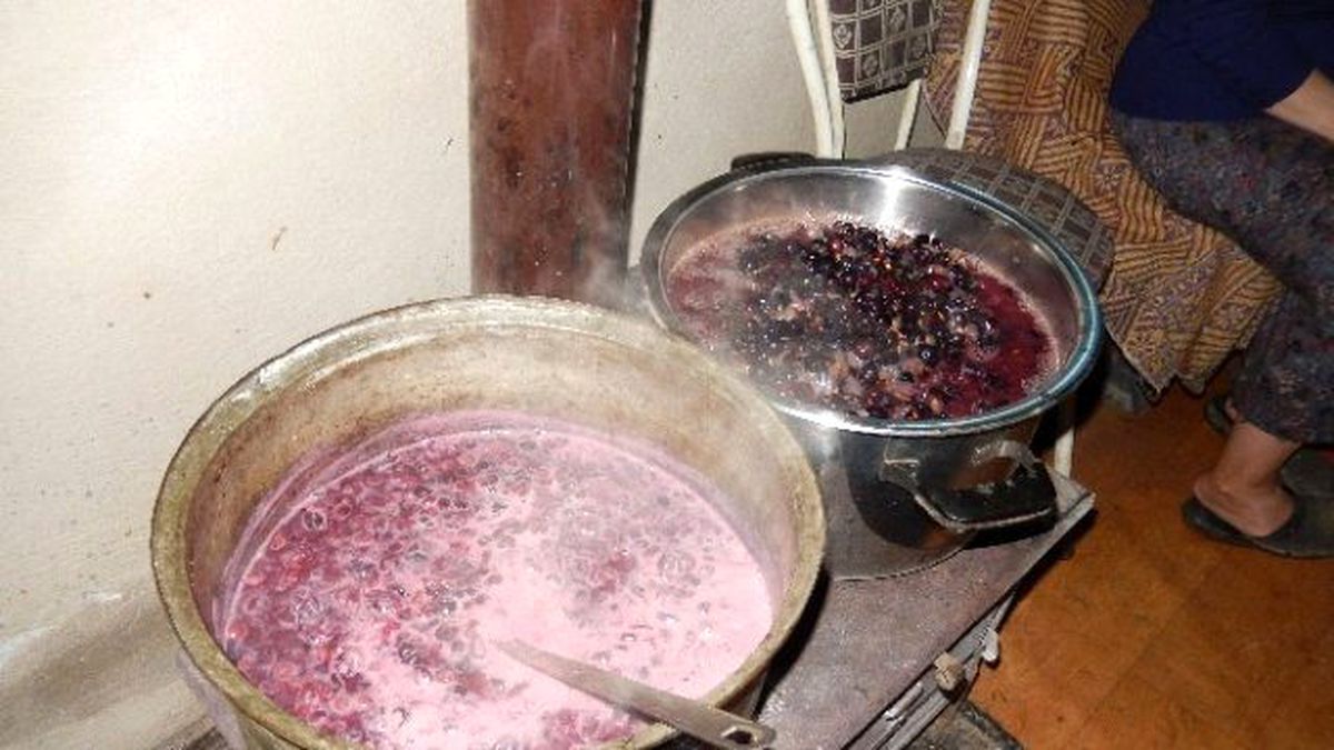 Kara Üzümden Marmelat