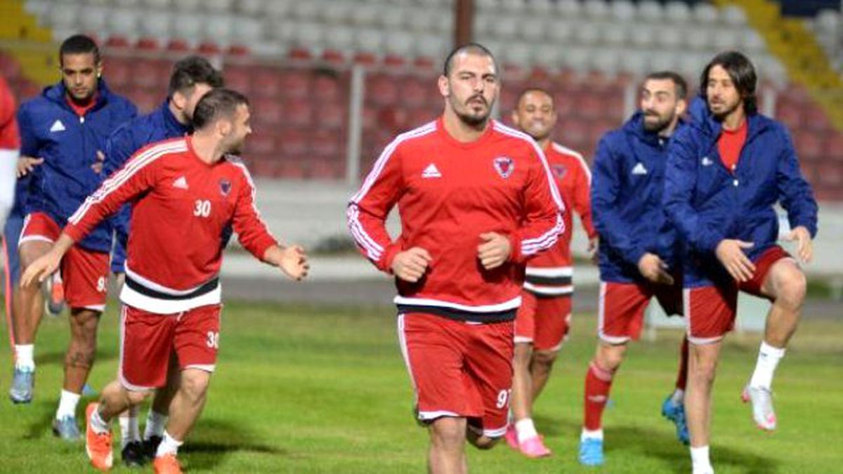 Mersin İdmanyurdu Eskişehirspor Maçı Hazırlıklarına Başladı