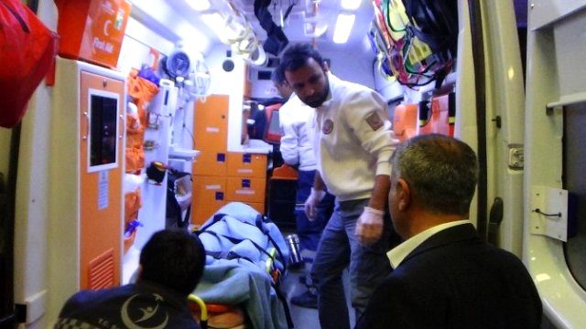 Şanlıurfa Valisi Yaralı Polisi Ziyaret Etti