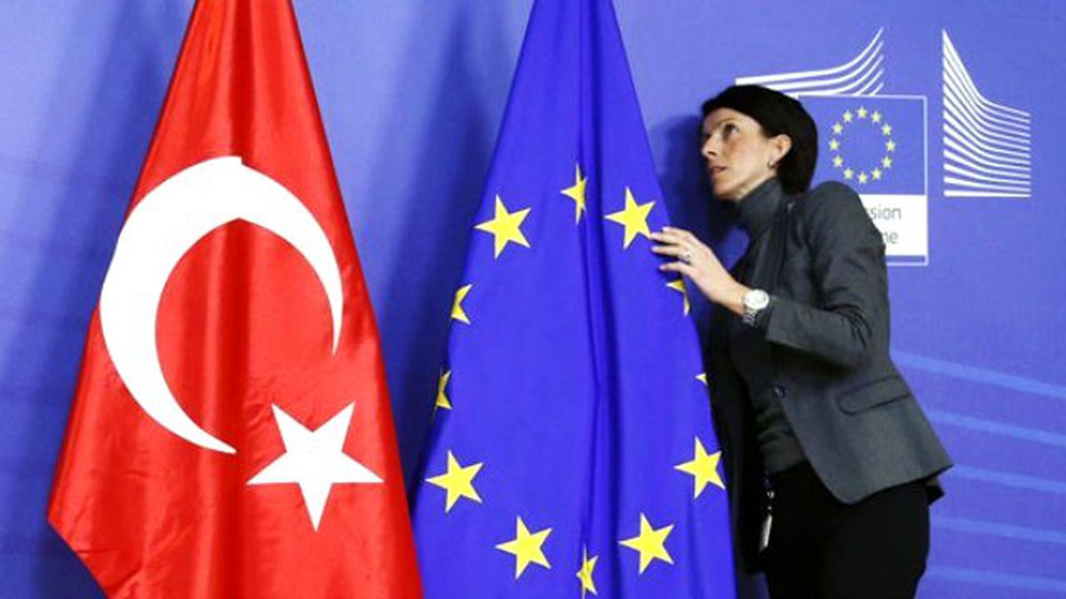 AB - Türkiye Zirvesi Pazar Günü Yapılacak