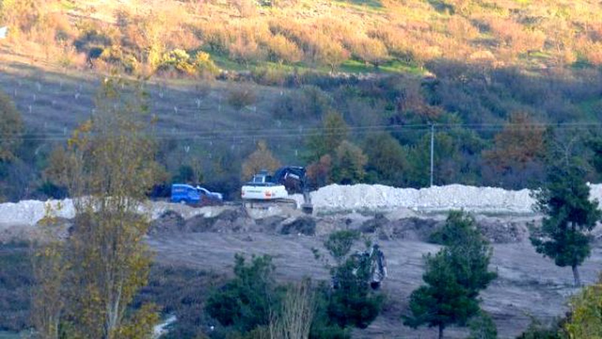 Türkmenler ve Esad Askerleri Burç Kasap Tepesi İçin Savaşıyor (3)