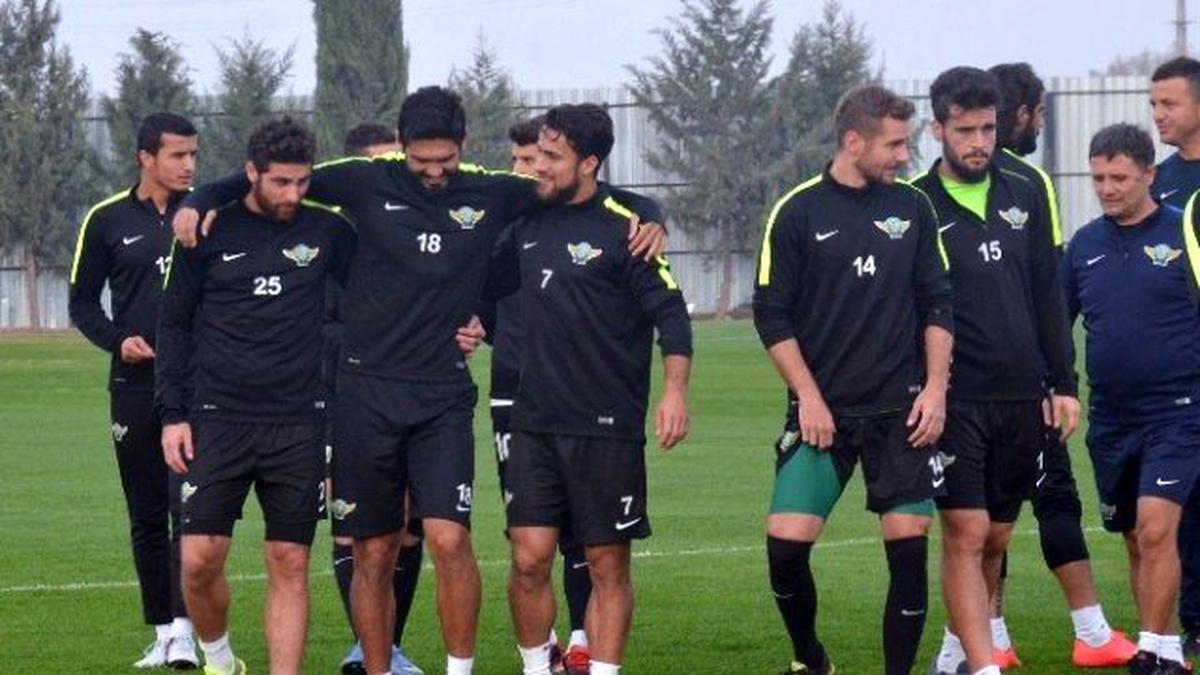 Akhisar Belediyespor\'da Beşiktaş Maçı Hazırlıkları