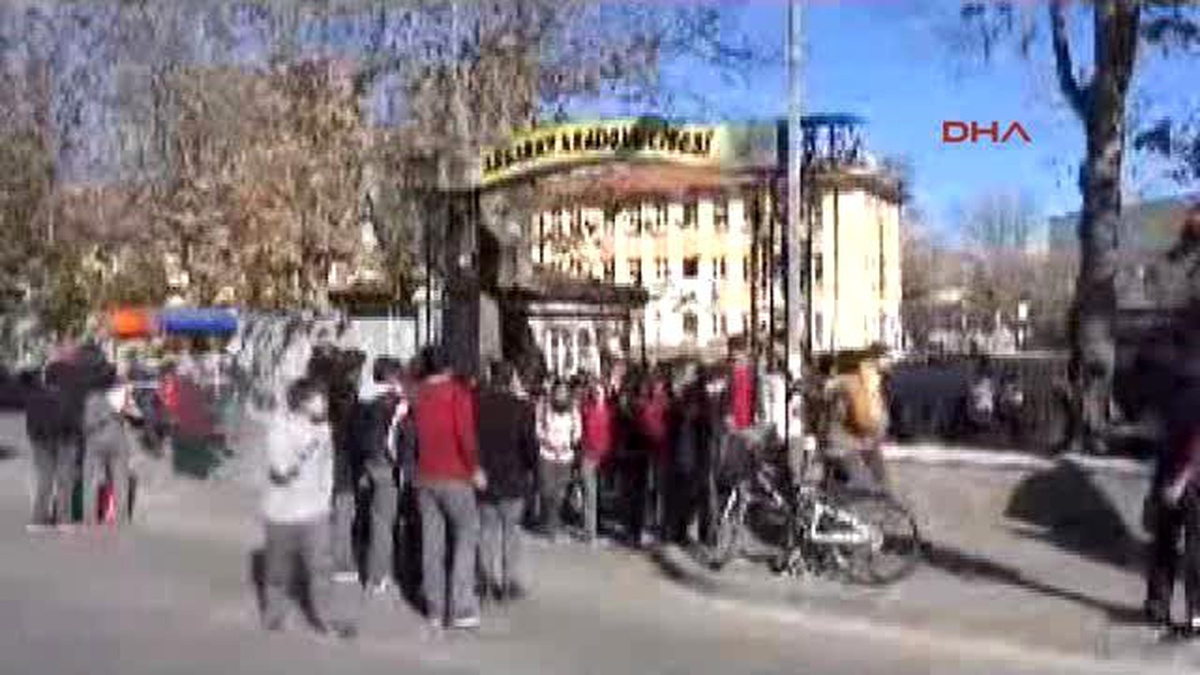 Aksaray\'da Narkotim\'ten Okul Önlerine Uyuşturucu Baskını