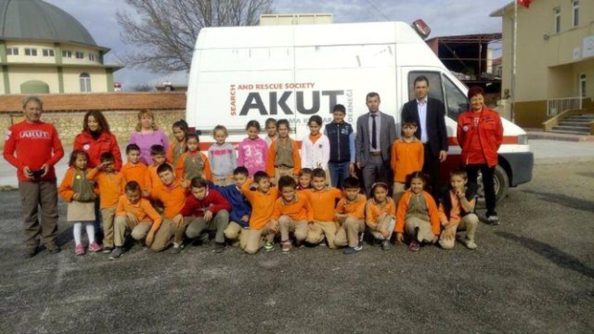 Akut\'tan "Acil Durum ve Deprem" Semineri