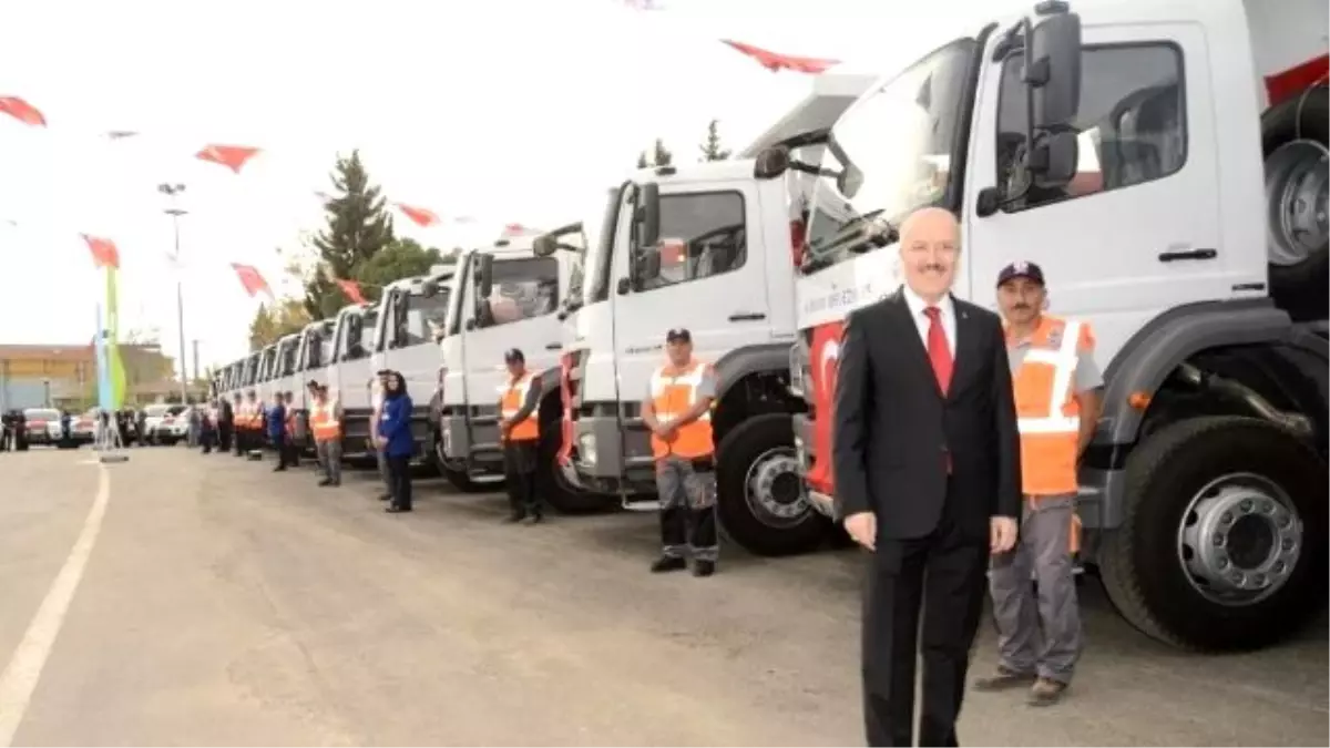 Altıeylül Belediyesi Araç Filosunu Büyüttü
