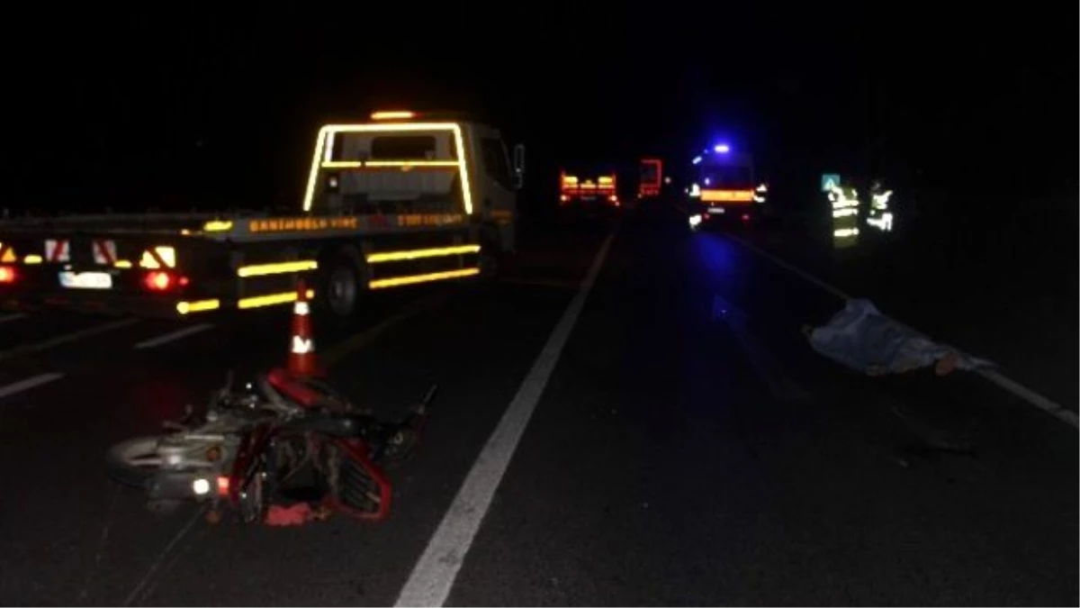 Aydın\'da Kaza, Motosiklet Sürücüsü Feci Şekilde Hayatınıkaybetti