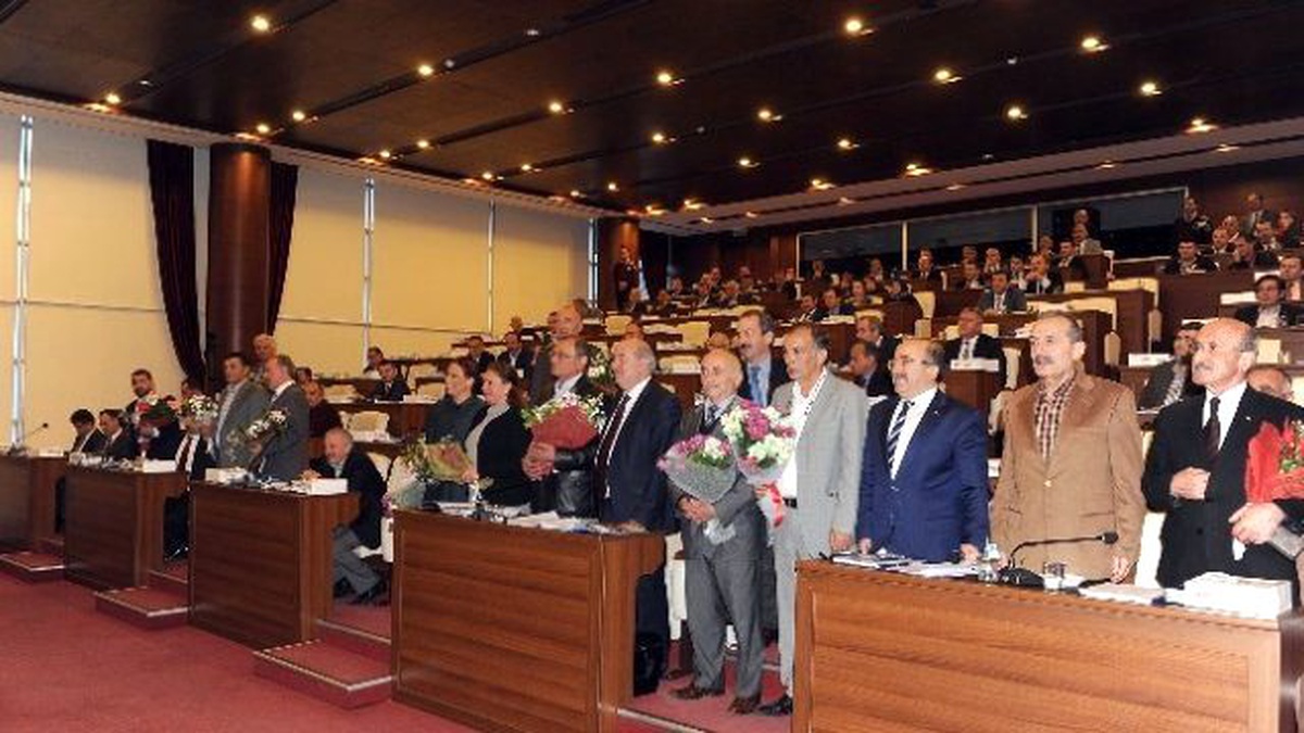 Başkan Gümrükçüoğlu\'ndan Büyükşehir Belediye Meclisi Üyesi Öğretmenlere Sürpriz