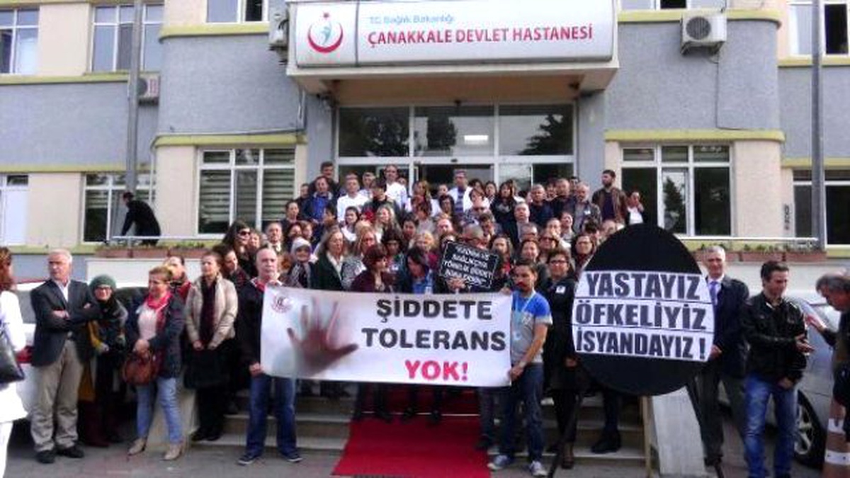 Çanakkale\'de, Dr. Dağdemir\'in Öldürülmesine Tepki