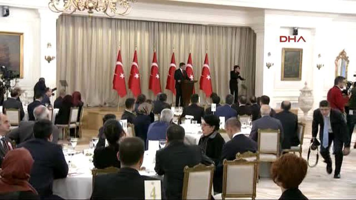 Davutoğlu: Türkmenlere Ateş Yağdıran Kim Olursa Olsun Mesajımız Açıktır 2-
