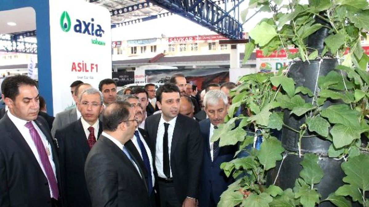 Dikey Tarım Aparatı ile Bir Metrekareden Kilolarca Ürün Alınabilecek