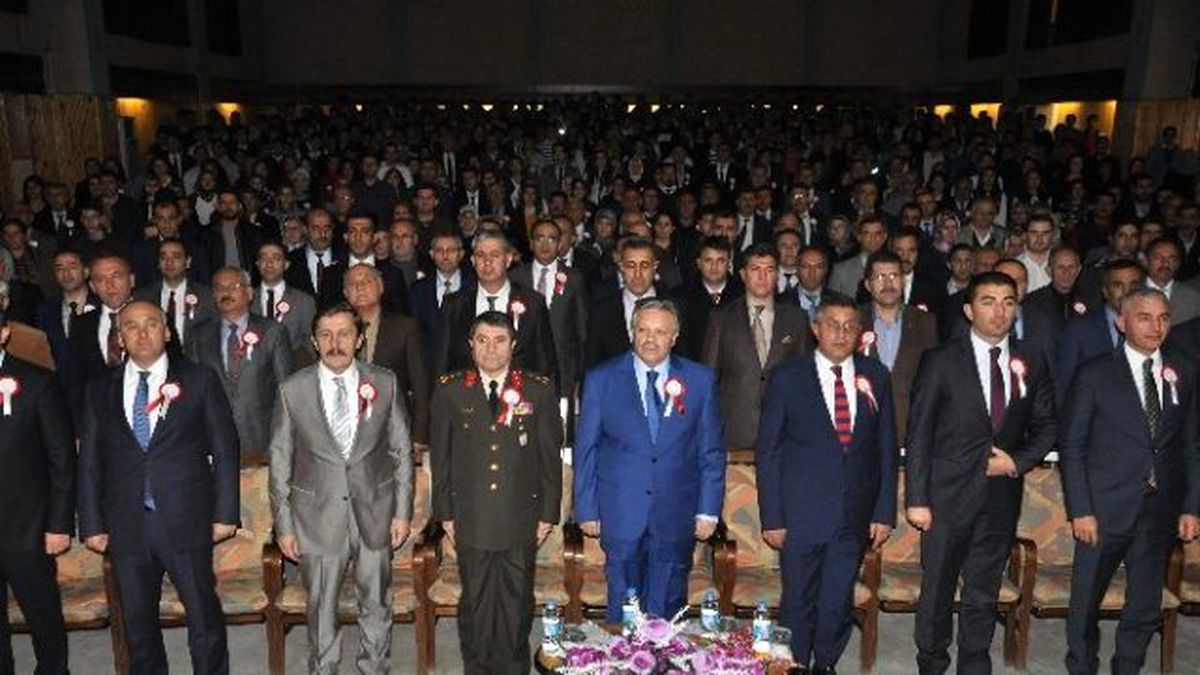 Erzincan\'da Öğretmenler Günü