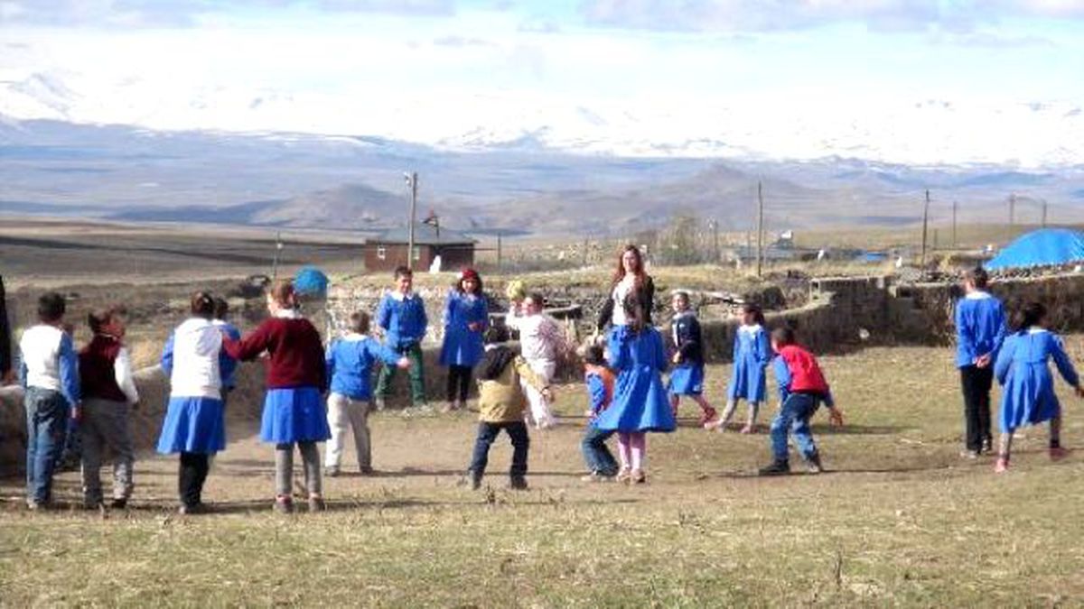 Esin Öğretmenin Özverisi