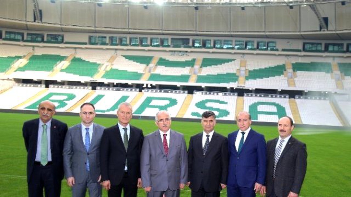 Eskişehir Valisi Tuna\'dan \'Timsah Arena\'ya Övgü