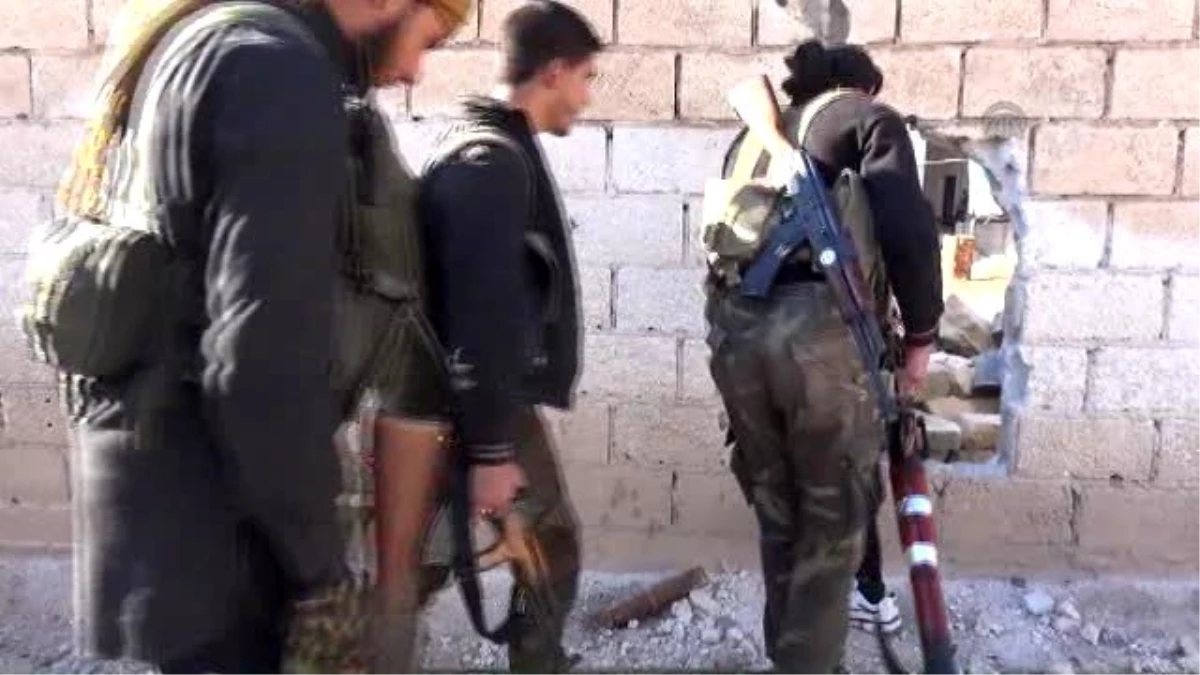 Suriye\'de Fetih Ordusu 5 Tepe ile 5 Köyün Kontrolünü Sağladı