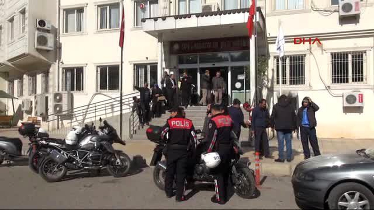 Gaziantep\'te Arazi Anlaşmazlığı Kavgası: 3 Gözaltı