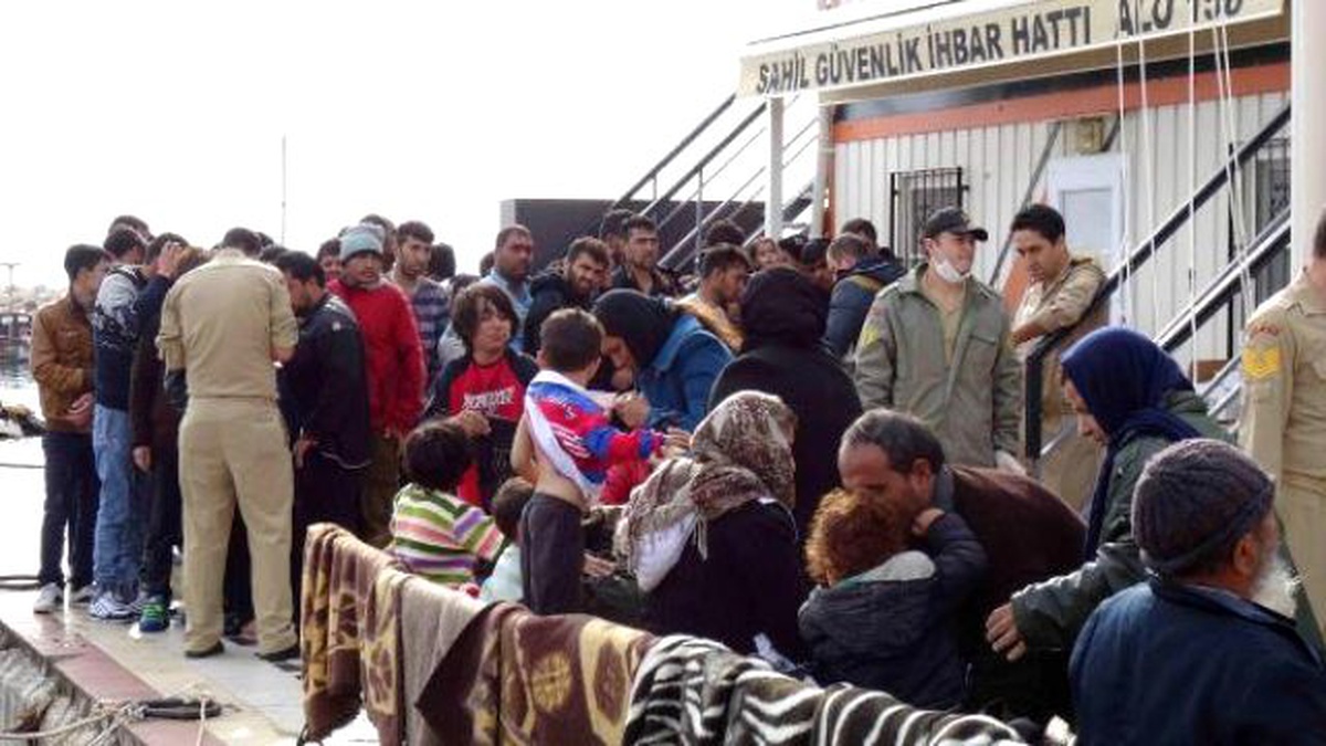 Kaçakların İmdadına Sahil Güvenlik Ekipleri Yetişti