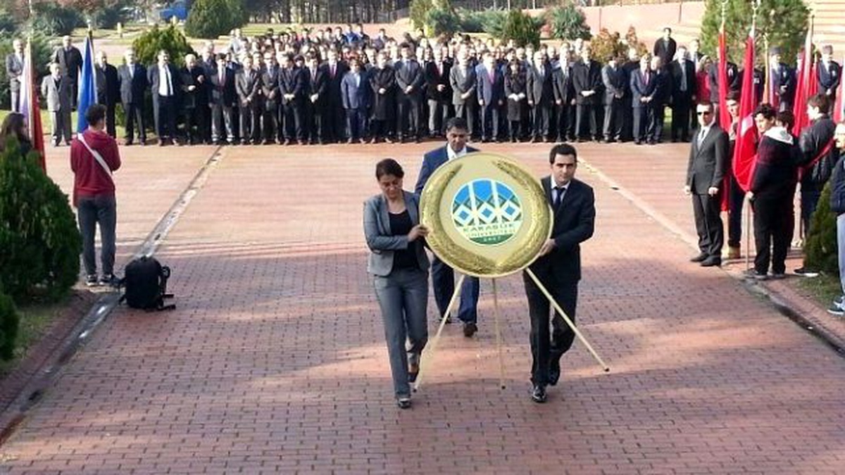 Karabük\'te 24 Kasım Öğretmenler Günü Kutlaması