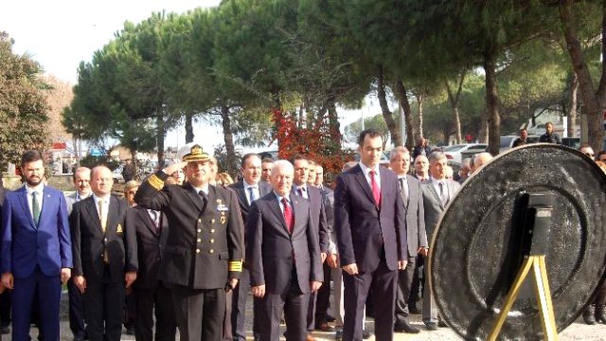 Lapseki\'de Öğretmenler Günü Kutlamaları