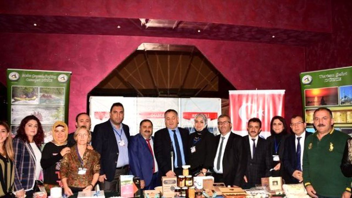 Makedonya\'da Düzce Standı Açıldı