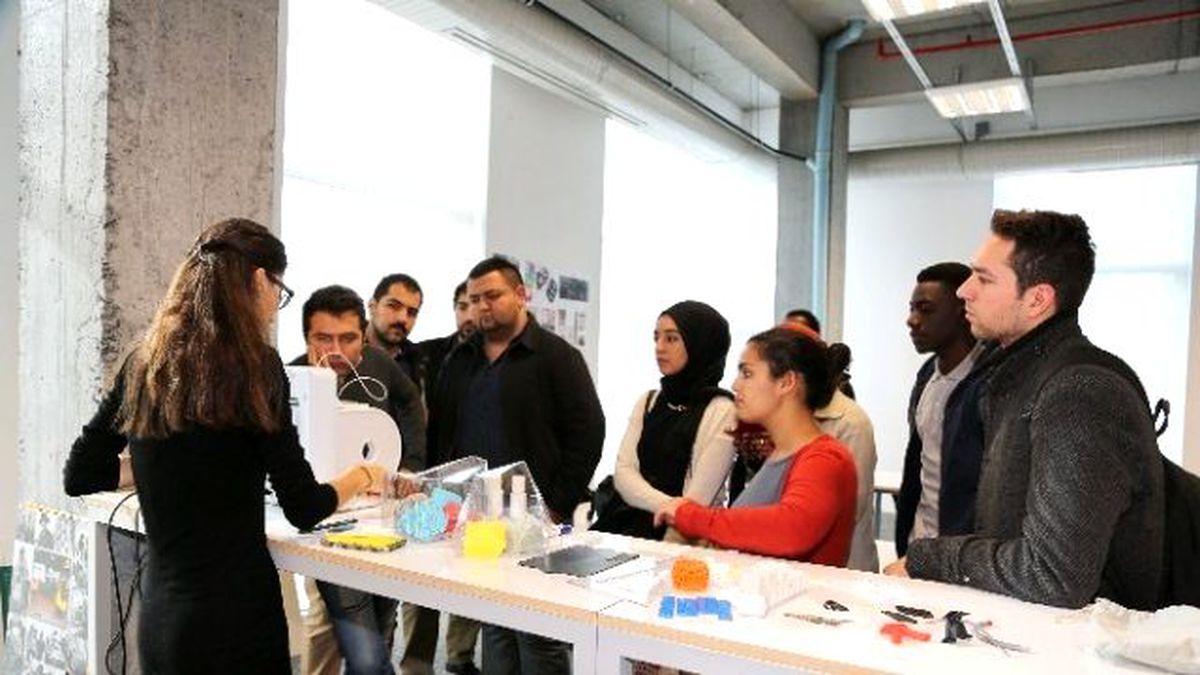 Mimar Adayları 3d Printer Eğitimi Aldı