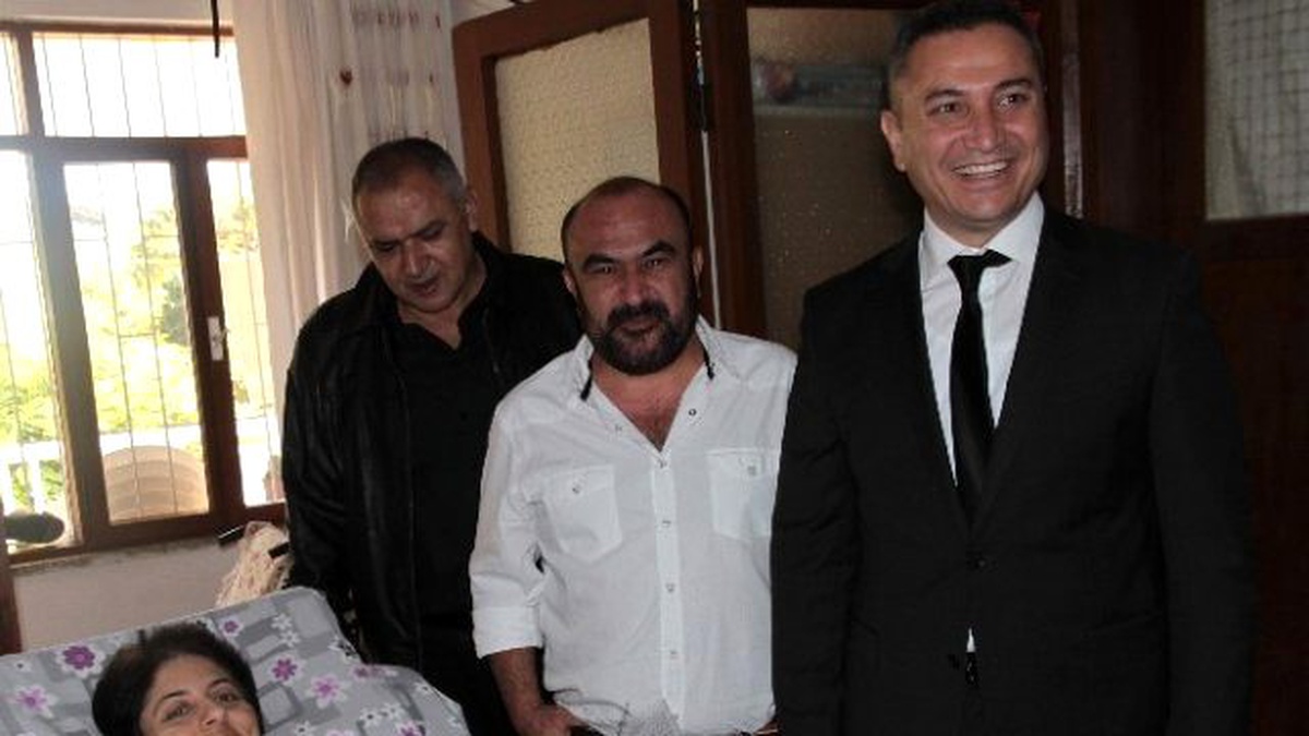 Öğretmenler Gününde Anlamlı Ziyaret