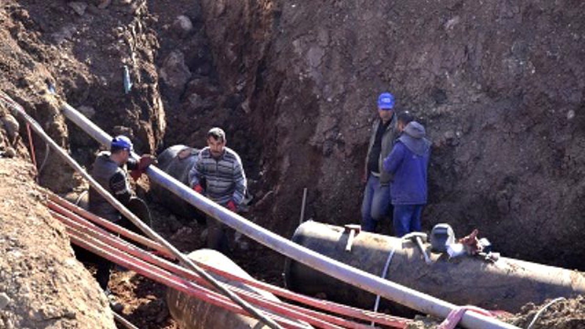 Qamışlo Bulvar\'ında İçme Suyu Hattı Tamamlandı