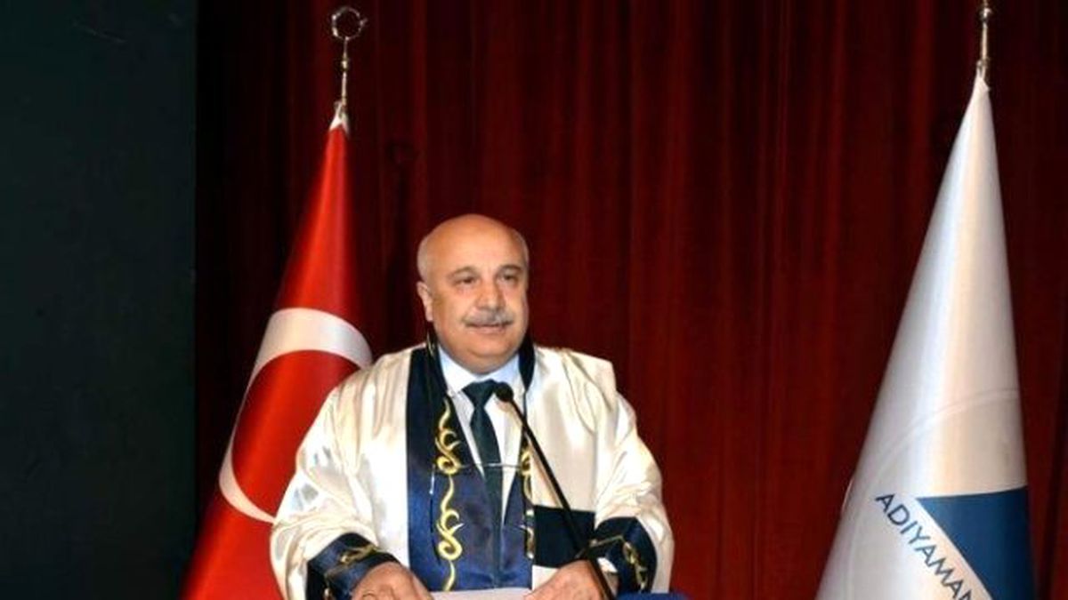 Rektör Gönüllü\'den, Öğretmenler Günü Mesajı