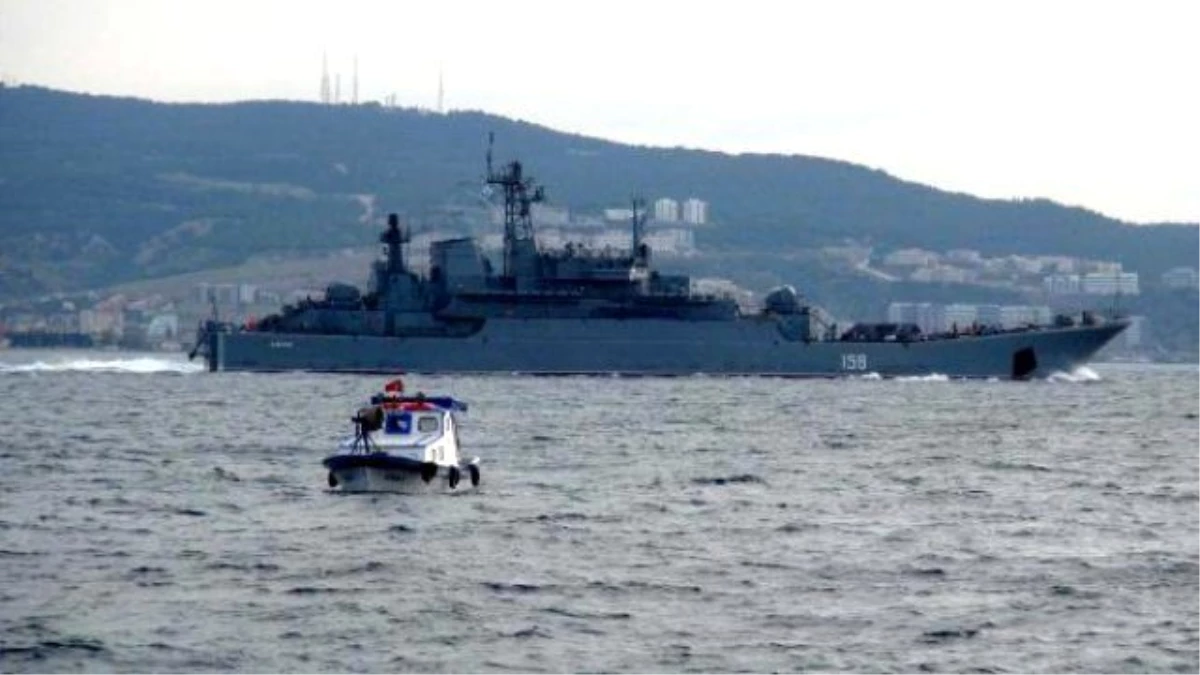 Rus Savaş Gemisi Sıcak Bölgeye İniyor