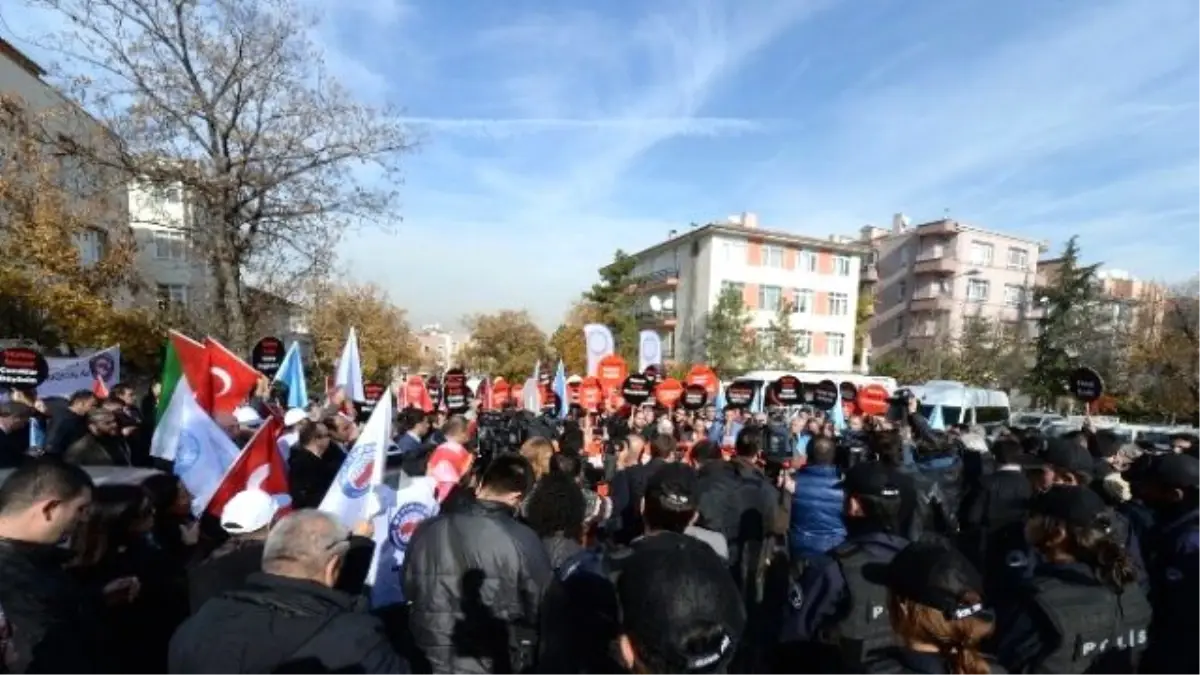 Rusya Büyükelçiliği Önünde Bayırbucak Protestosu