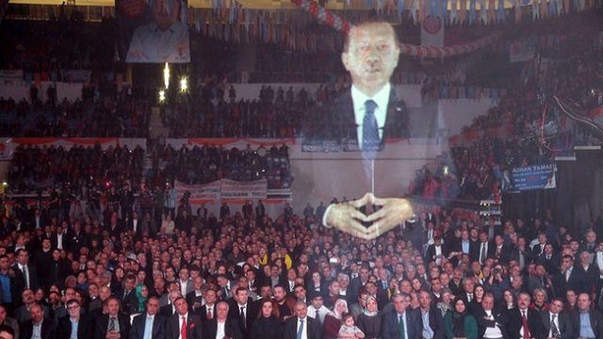 Sanlav: "Erdoğan, Dünyada Teknolojiyi En Etkili Kullanan Liderlerden"