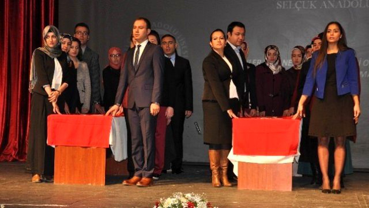 Sivas\'ta Öğretmenler Günü Kutlandı