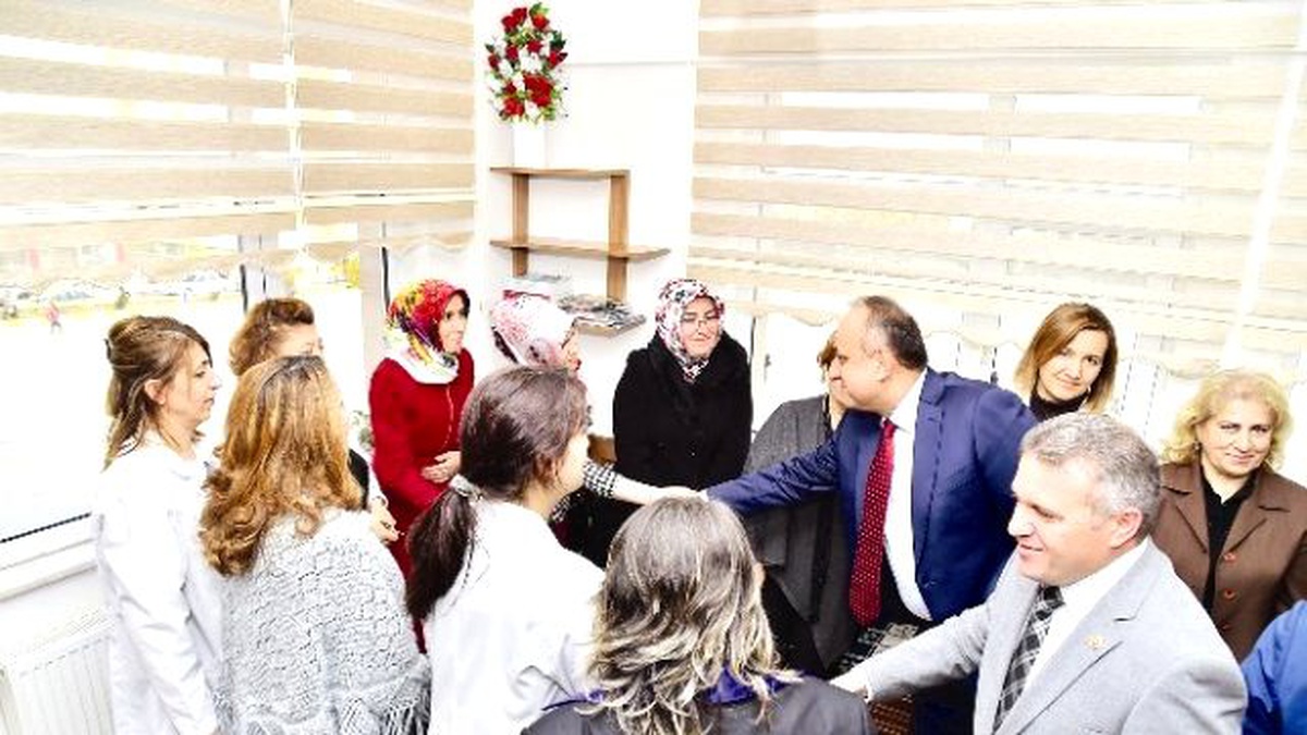 Tahsin Babaş, Bin 800 Öğretmene Mektup Yazdı
