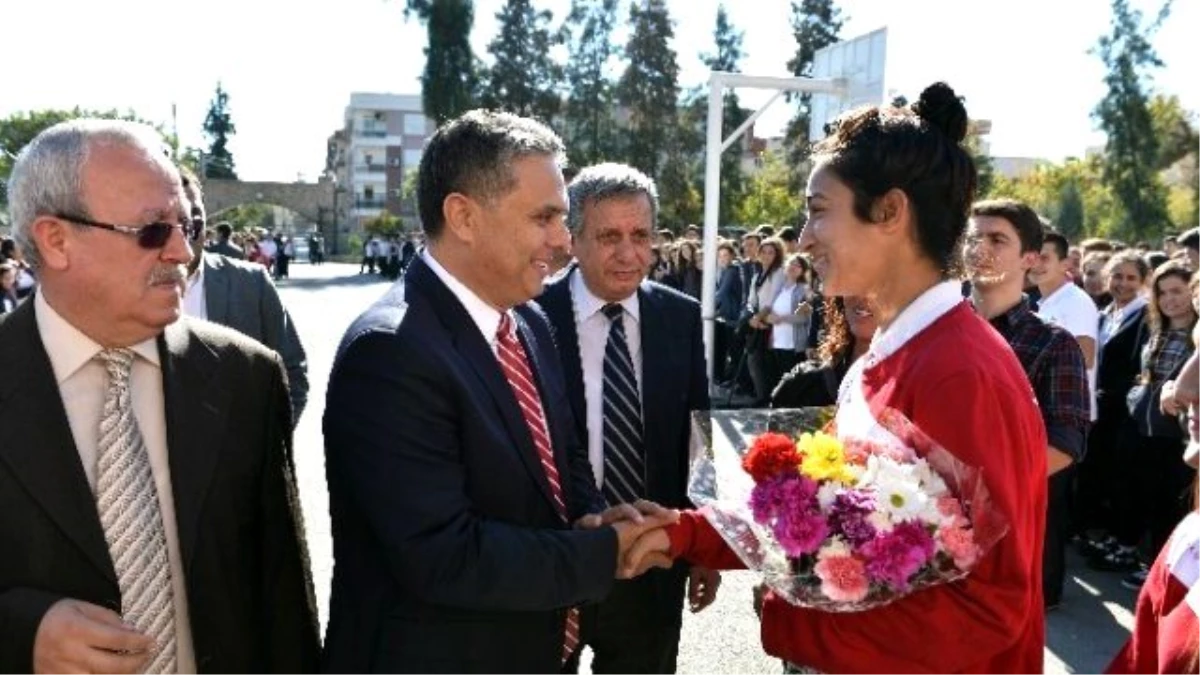 Uysal Öğretmenler Gününü Kutladı