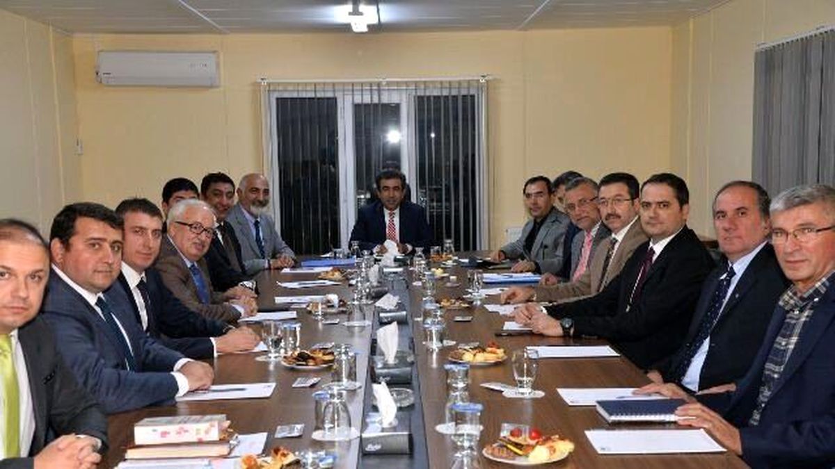 Vali Güzeloğlu, Kömürcüler Osb\'nin Toplantısına Katıldı
