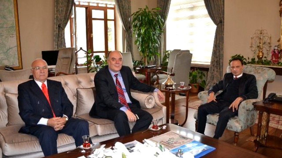 Vali Vekili Mehmet Yüce Eğitimcileri Ağırladı