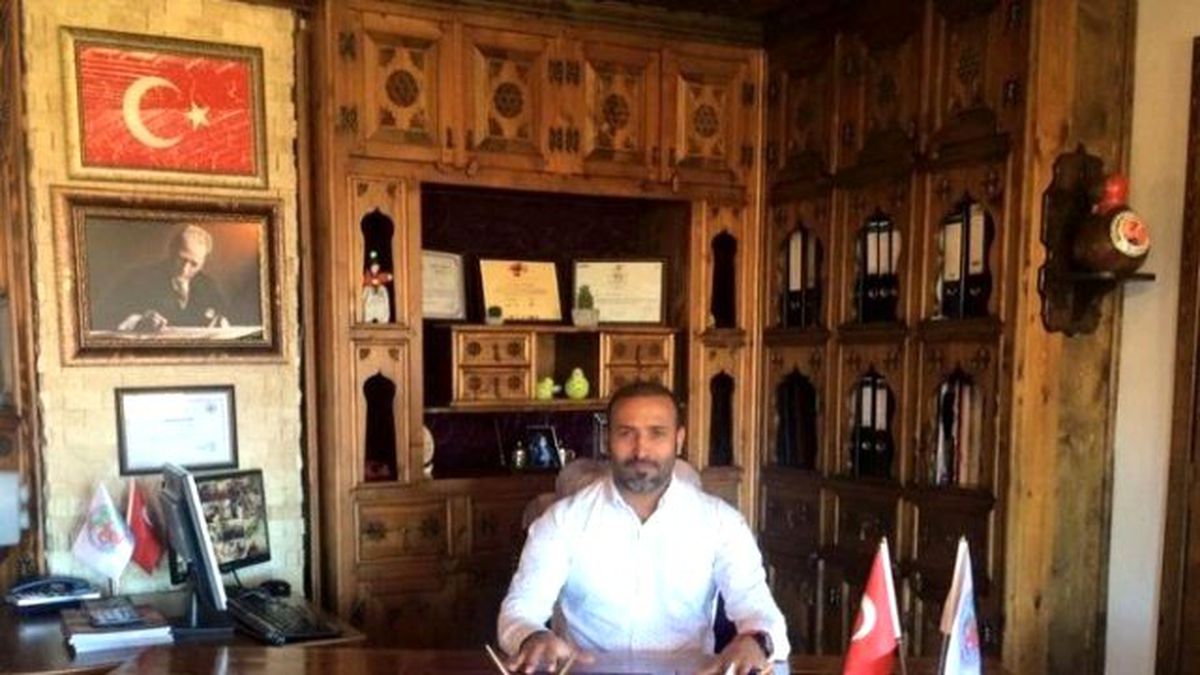 Yönetmen Murat Uygur\'dan "Öğretmenler Günü" Mesajı