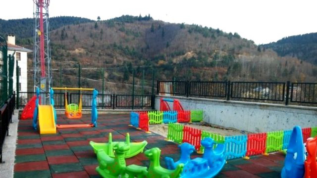 Anaokulu Oyun Parkı ve Bahçesi Açılışı Yapıldı