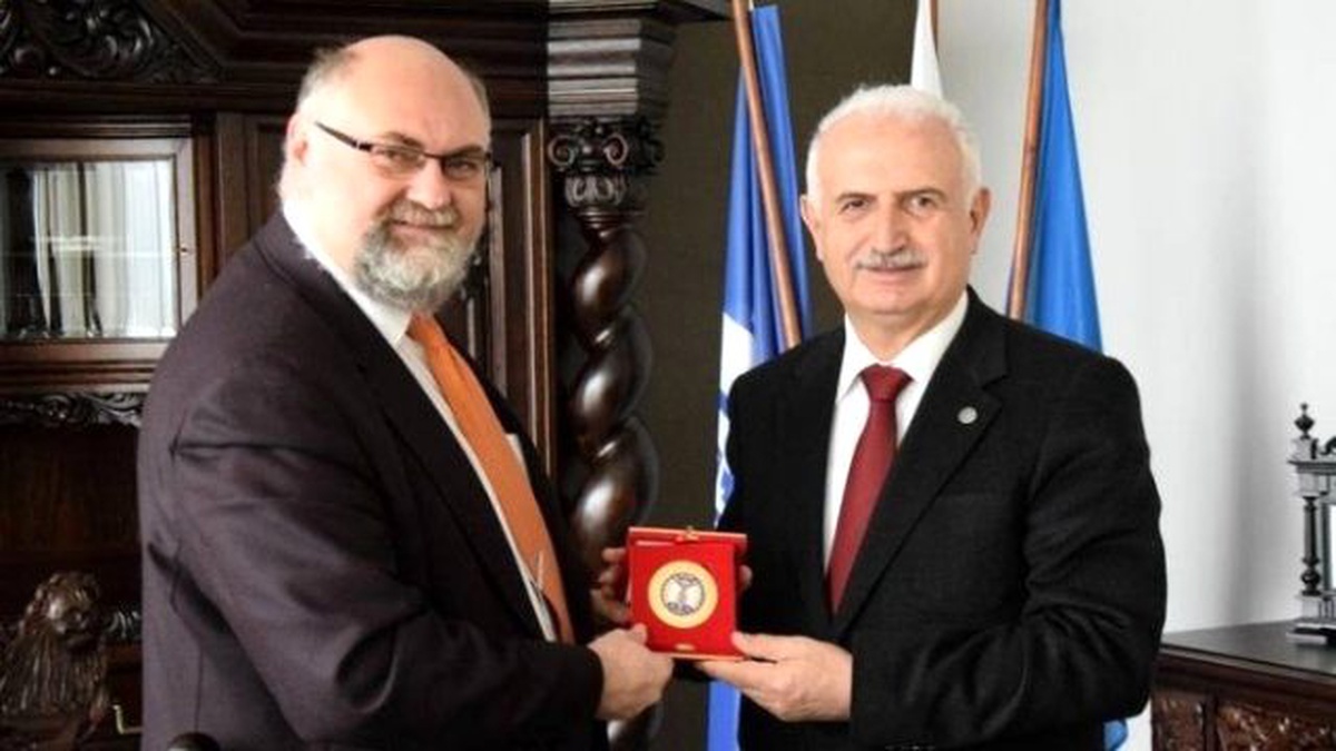 Atatürk Üniversitesi ve Gdansk Üniversitesi Arasında İşbirliği Anlaşması İmzalandı
