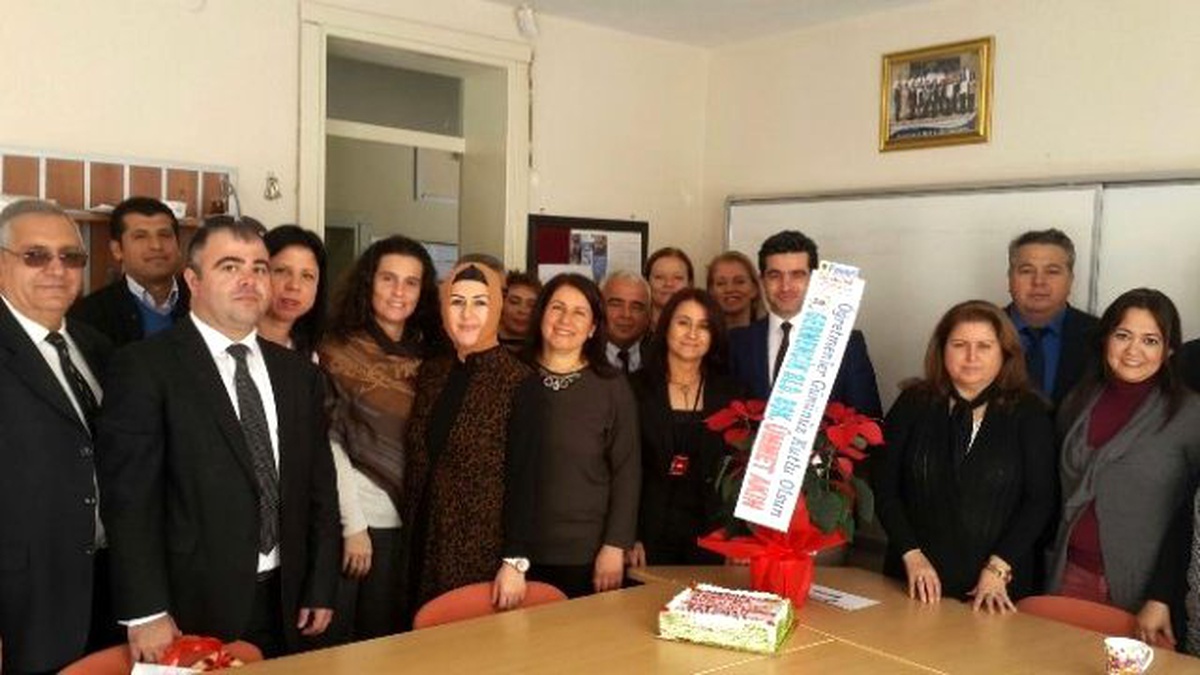 Başkan Akın, Öğretmenleri Yalnız Bırakmadı