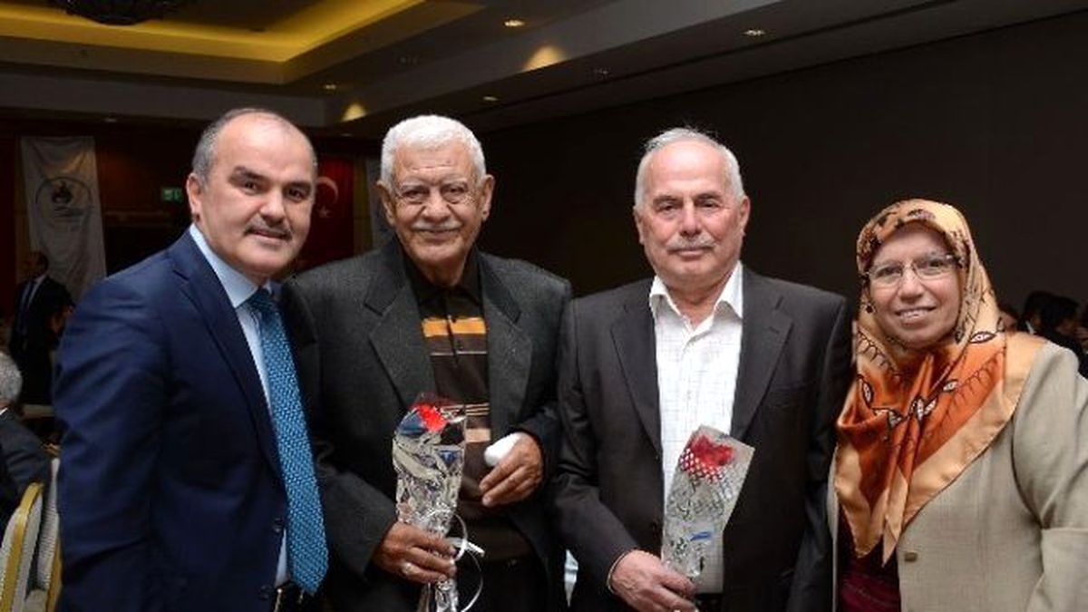 Başkan Gürlesin Öğretmenlerle Akşam Yemeğinde Buluştu