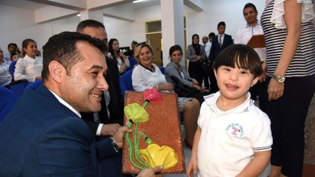 Başkan Yücel\'den Öğretmenler Günü\'nde Özel Ziyaret
