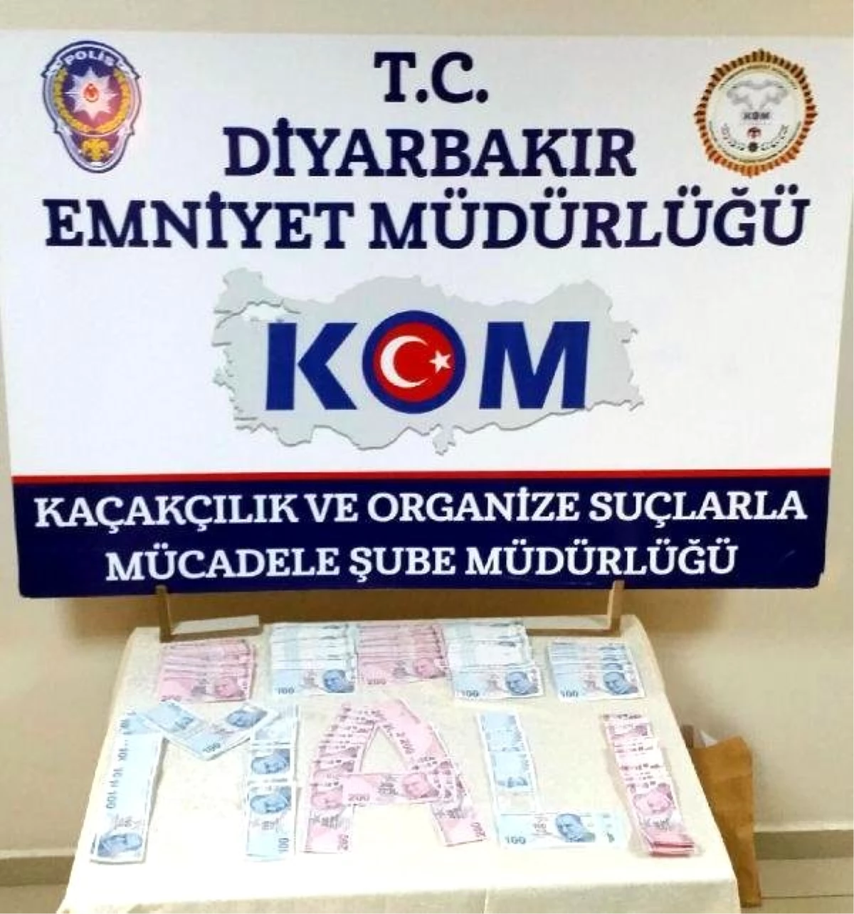 Diyarbakır\'da Uyuşturucu ve Sahte Para Operasyonu